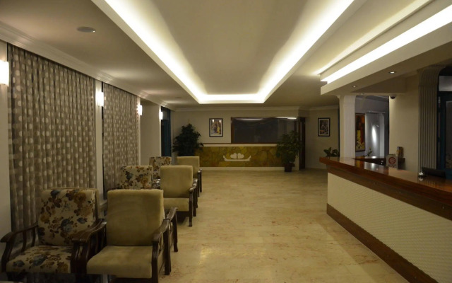 Cinar Family Suite Hotel
