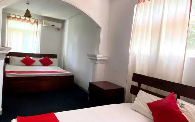 The Kandy Mount Layathraa