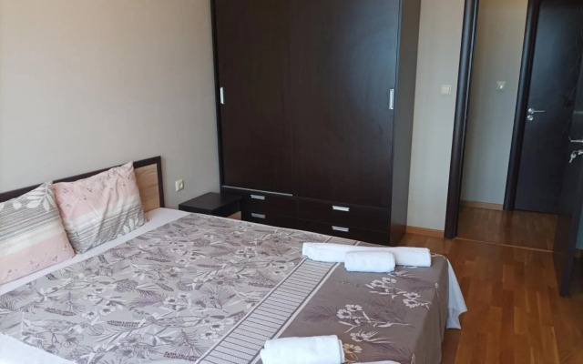 One Bedroom Apartment 46- Trakia 54 А