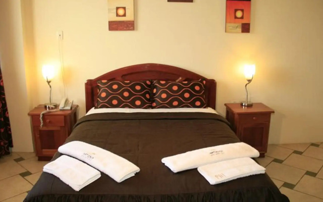Parthenon Hotel y Eventos