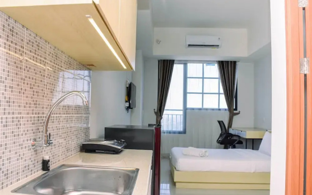 Elegant Studio with Single Bed at Evenciio Margonda Apartment