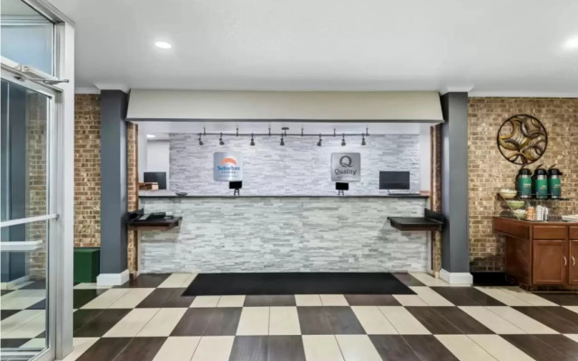 Suburban Studios Fort Dodge