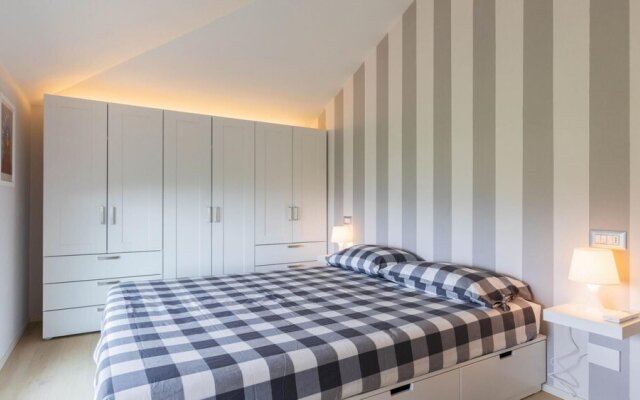 Italianway - Luxury Apartment in Modern Villa 2