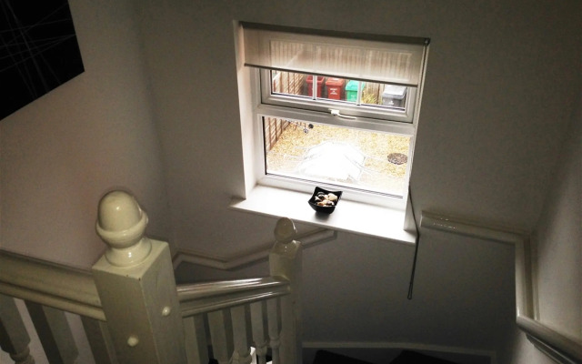 My-Places Abbotsfield Court Townhouse 3