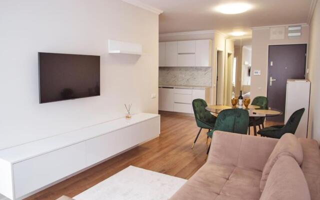 4 Dream Apartmanet 4+parcare gratuita
