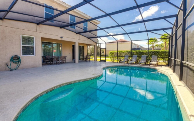 Ralph's 7 Bed Solterra Vacation Home