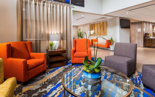 Best Western Plus Portland Airport Hotel & Suites