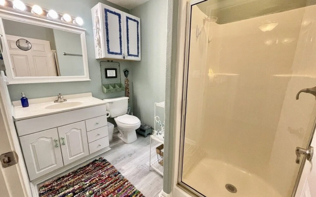 1931 Avenue F House by RedAwning