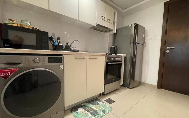 Deluxe Studio Private Apartment - Beachfront Property