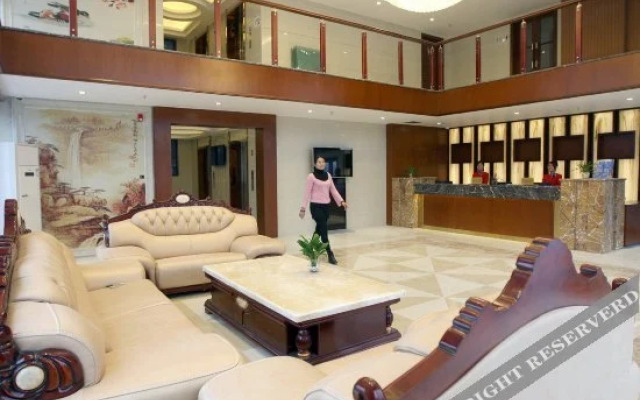 New Coast Hotel
