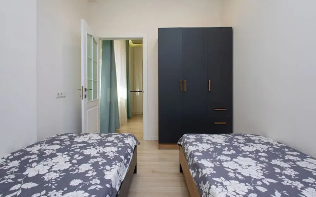 Apartment by Luxe Group PU514