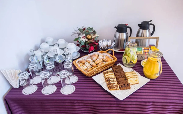 Marshal Garden Hotel