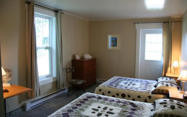 Auberge De La Miscoutine