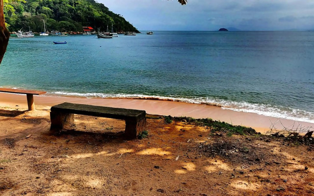 Residencial Picinguaba "Pé na Areia - 60m da Praia"