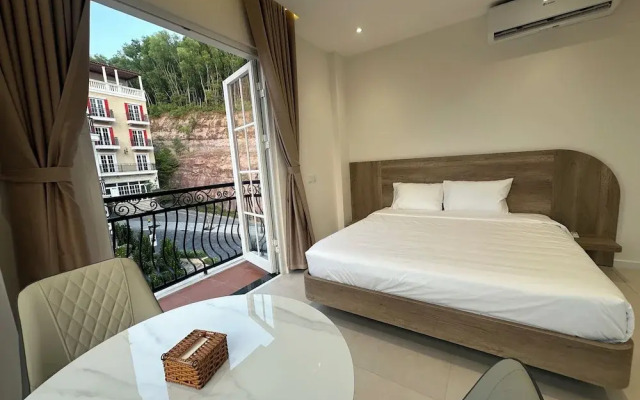 Novus Sol Hotel