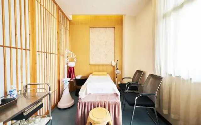 Panzhihua Kanghe Yuedu Wellness Resort