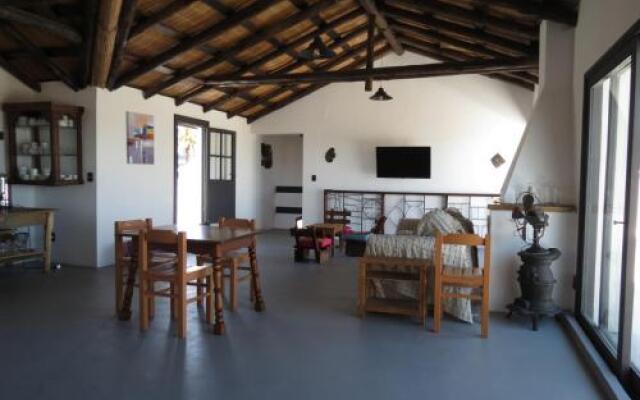 Lobo Hostel