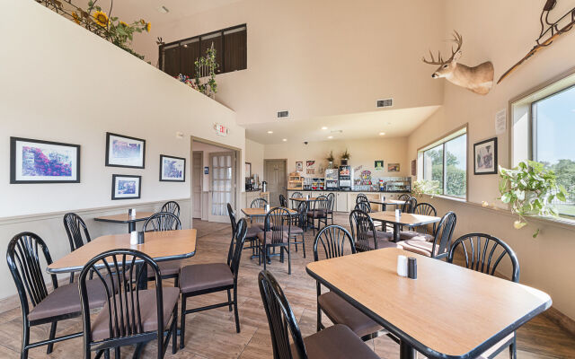 Lone Star Inn & Suites