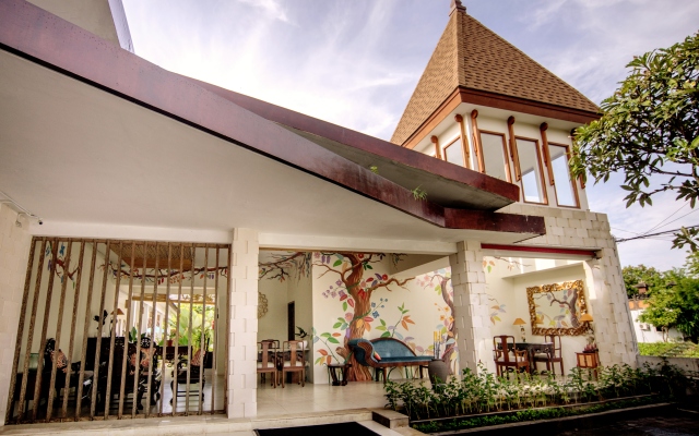 Rama Residence Petitenget Hotel