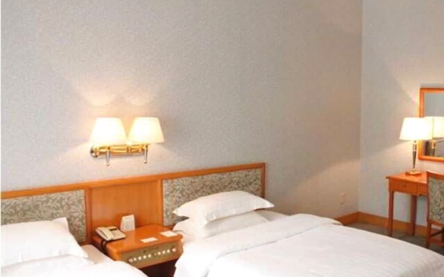 Beijing Dong Changan Hotel