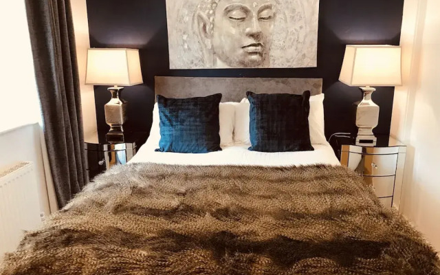 Luxury Royal Quay Apartment