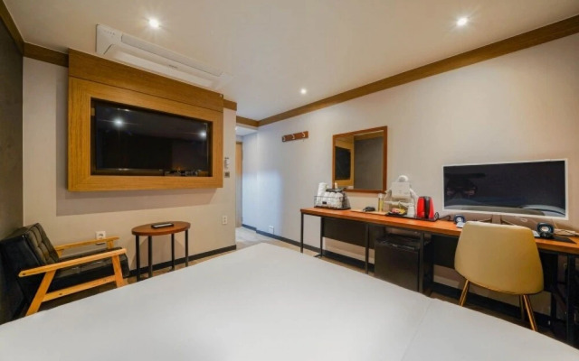 Busan Sajik The Stone Bridge Hotel