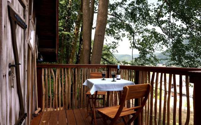 Hexenhauschen am Waldrand