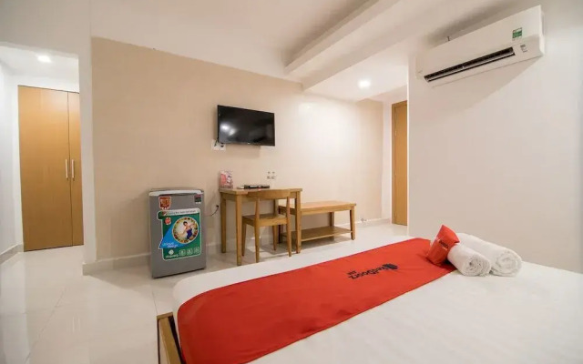 RedDoorz Plus near SECC D7