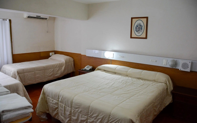 Hotel Menossi