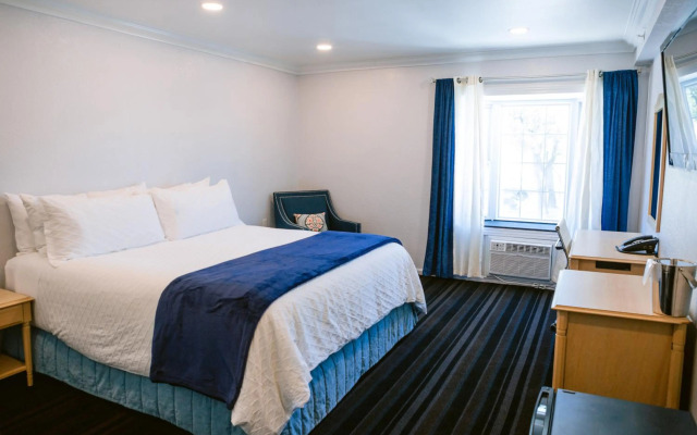 Napa Valley Hotel & Suites