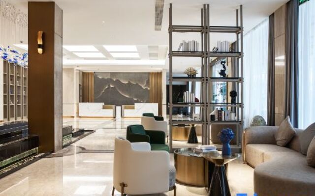 Xiong Zhen Hotel