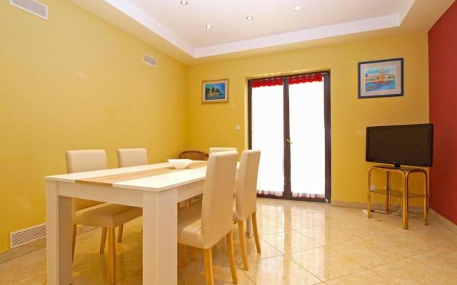 Apartments Puntizela 727