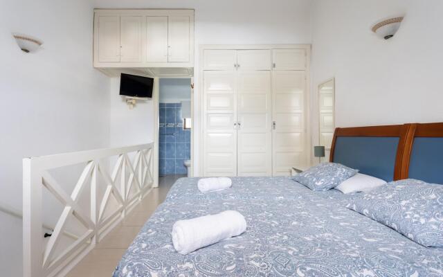 Home2Book Las Américas Beach & Pool