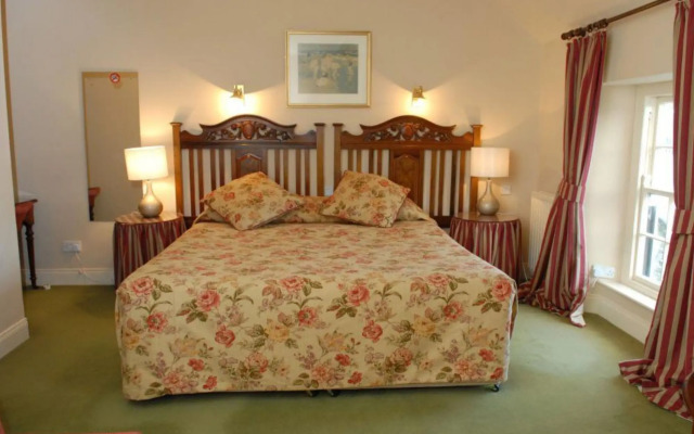 The Harbourview Hotel