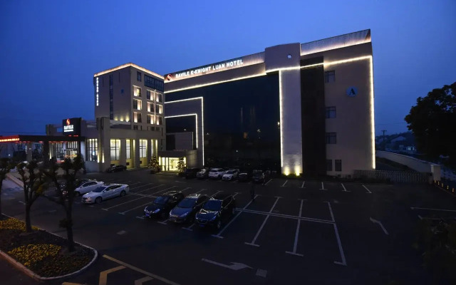 The Savile Residence Hotel