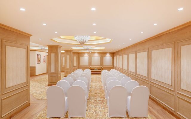 Lemon Tree Hotel Bhopal