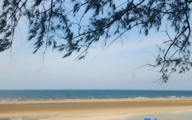 Samsuria Beach Suite Apartments – Beach – Balok