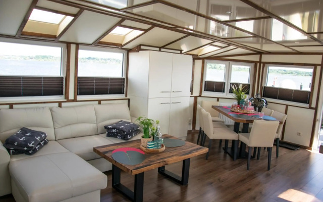 Island-dreams Hausboot Cecilie