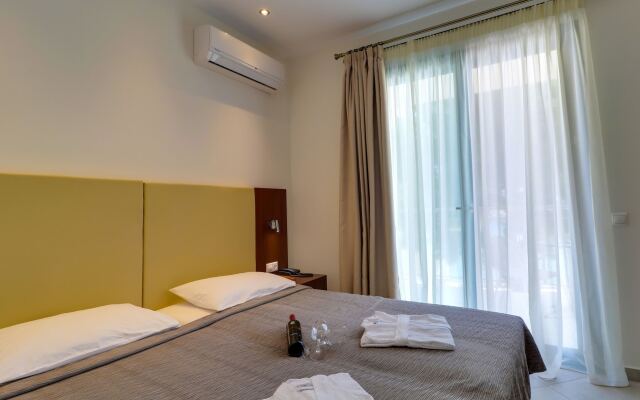 Отель Bomo Tosca Beach