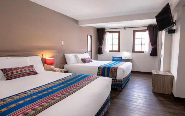 Atoq San Blas Hotel