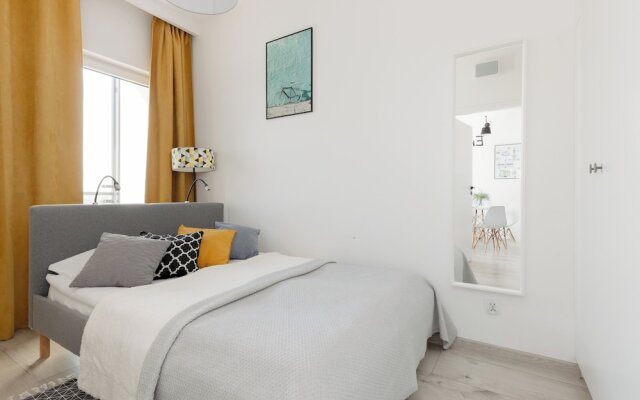 Pet-friendly Prymasa Warsaw by Renters