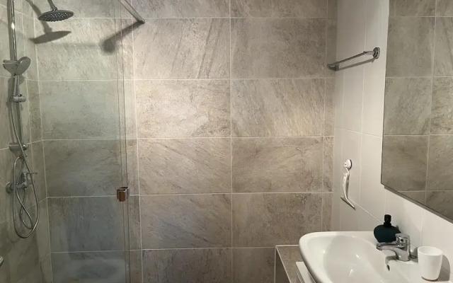 Extended Frontline Ground Floor Apartment