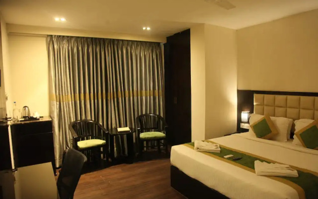J Hotel