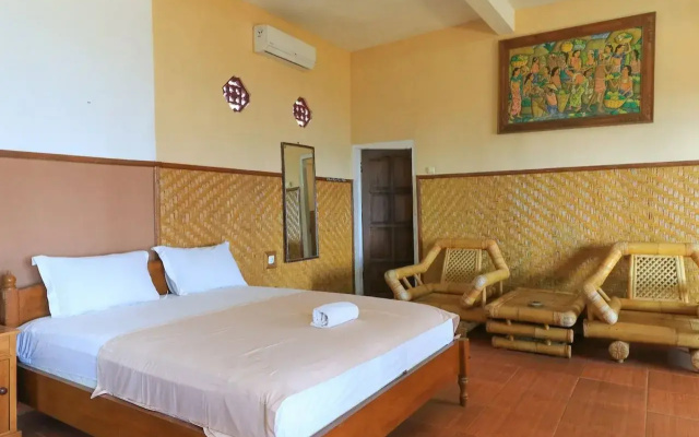 Hotel Tara Bar & Resto Air Sanih by ZUZU