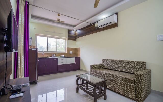 Oyo 13506 Home Vibrant 2Bhk With Pool Anjuna