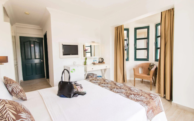 Bahar Hotel (+12 Adult )