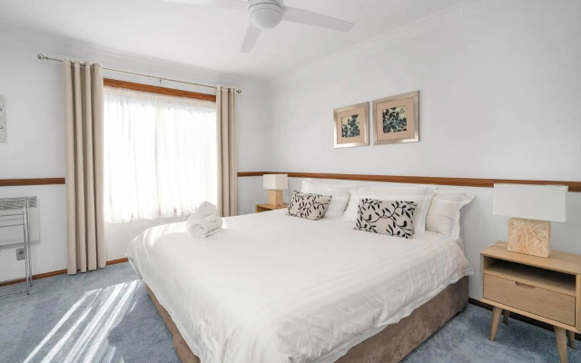 NOBLEVIEW Gerringong 4pm check out Sundays