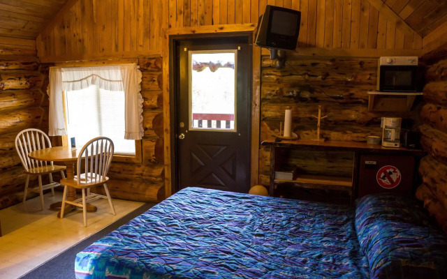 Midnight Sun Log Cabins