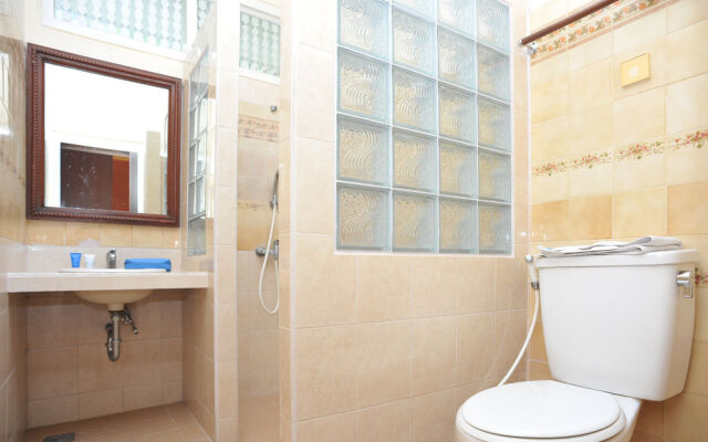 艾里巴厘岛雷吉安 116 号库塔酒店(Airy Legian 116 Kuta Bali)