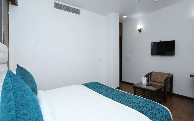 OYO 10591 Hotel Parktel